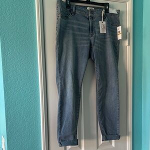 NWT Jessica Simpson Light Blue Kiss Me Skinny Jeans